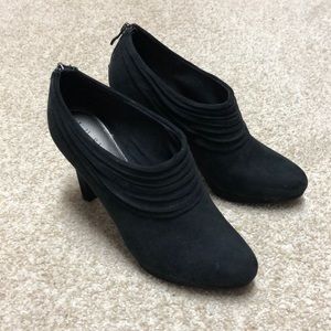 Kelly & Katie Black Suede Booties